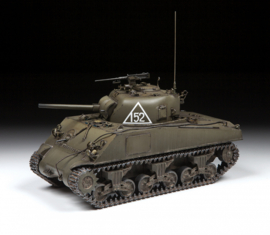 Zvezda | 3702 | M4A2 Sherman | 1:35