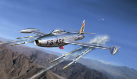 Italeri | 1321 | F-84G Thunderjet | 1:72