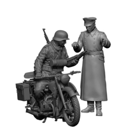 Zvezda | 3632 | German R-12 Heavy Motorcycle with Rider and Officer | 1:35