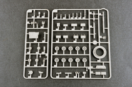 Trumpeter | 07148 | Russian T-62 BDD Mod.1984 (Mod.1972 modification) | 1:72