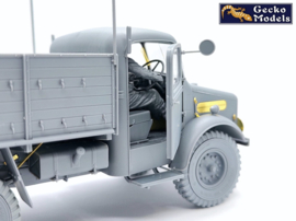 Gecko | 35GM0098 | British GS Truck 30cwt 4x2 Bedford OXD | 1:35