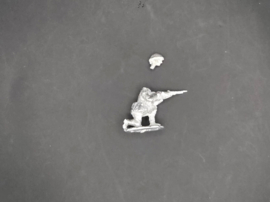 EWM | DutInf03 | Infantryman Kneeling Firing Rifle | 1:72