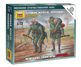 Zvezda | 6143 | German Medical Personnel 1941-1943 | 1:72