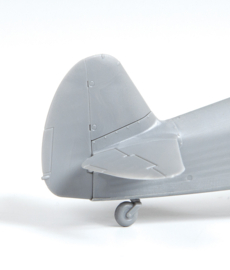 Zvezda | 7327 | Soviet Fighter Yak-1 | 1:72