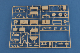 HobbyBoss | 85527 | Scammell Commander & 62 tonne Crane Fruehauf semi-trailer | 1:35