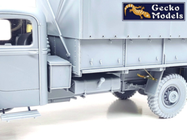 Gecko | 35GM0155 | Bedford OYD Truck 3t 4x2 GS (Metal Cargo Body) | 1:35