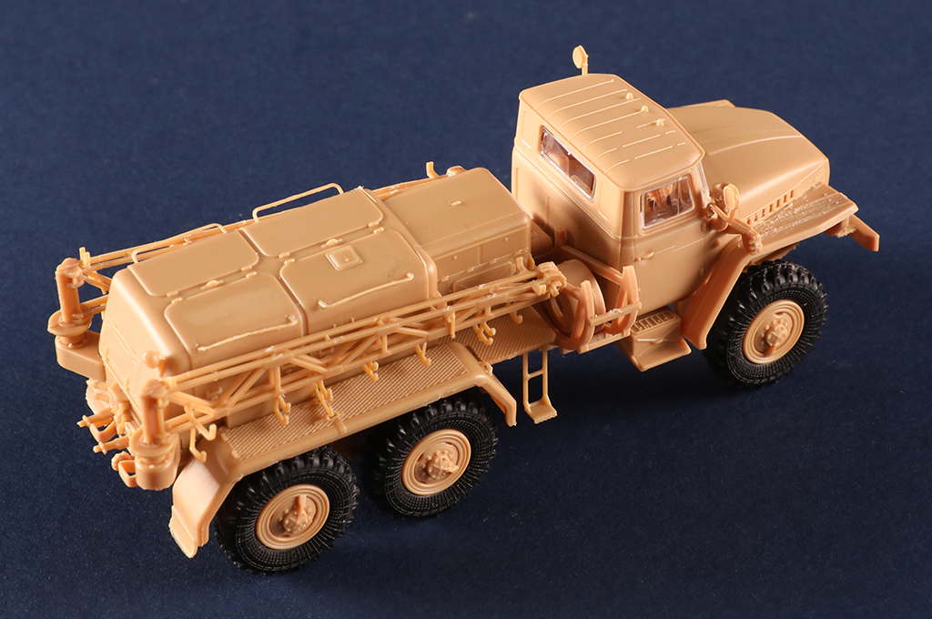 HobbyBoss | 82962 | APA-5D Airport Starter Vehicle | 1:72