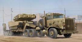 HobbyBoss | 85519 | M911 C-HET w/ M747 Heavy Equipment Semi-Trailer | 1:35