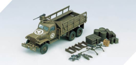 Academy | 13402 | U.S. 2 1/2 Ton 6x6 Cargo Truck & Accessories | 1:72