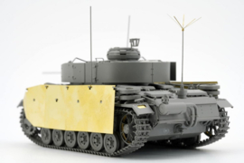 Border Model | BT-048 | Pz.Bef.Wg.III Ausf.K w/Schürzen | 1:35