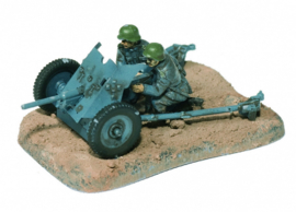 Zvezda | 6114 | Pak-36 and crew | 1:72