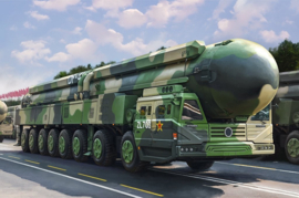 HobbyBoss | 82963 | DF-41 ICBM | 1:72