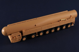 HobbyBoss | 82963 | DF-41 ICBM | 1:72