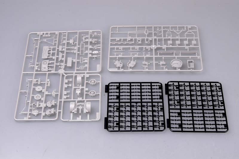 Trumpeter | 07251 | Sd.Kfz. 9/1 mit Drehkran 6t auf Zugkraftwagen 18t | 1:72