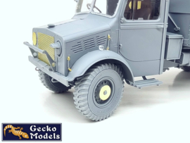 Gecko | 35GM0155 | Bedford OYD Truck 3t 4x2 GS (Metal Cargo Body) | 1:35