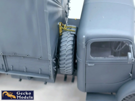 Gecko | 35GM0153 | Bedford OYD Truck 3t 4x2 GS (Wooden Cargo Body) | 1:35