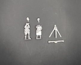 EWM | DutInf14 | Dutch Officers with Range Finder | 1:72