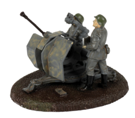 Zvezda | 6117 | Flak-38 and Crew | 1:72