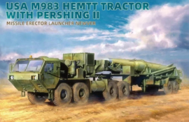 ModelCollect | 72166 | M983 Hemtt Tractor w/ Pershing II Missile Launcher | 1:72