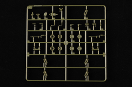 HobbyBoss | 82964 | DF-61 ICBM | 1:72