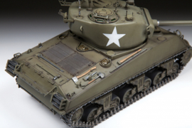 Zvezda | 3676 | US Medium Tank M4A3 (76)W "Sherman" | 1:35