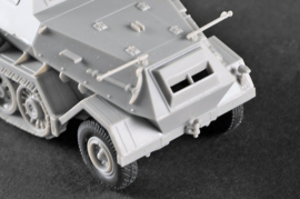 Trumpeter | 07404 | Sd.Kfz.8 Gepanzerter Zugkraftwagen 12t | 1:72