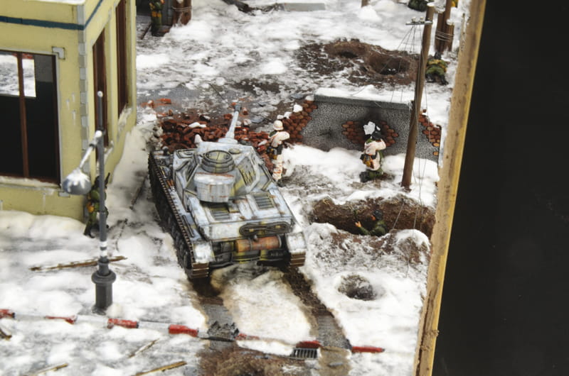 Italeri | 6193 | Stalingrad Siege 1942 - Tractor Plant Assault | 1:72