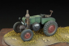 Hauler | 72018 | Lanz Bulldog 30HP | 1:72