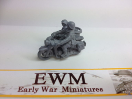 EarlyWarMiniatures | dutveh5 | BMW R12 with 2 soldiers | 1:72