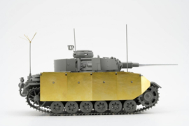 Border Model | BT-048 | Pz.Bef.Wg.III Ausf.K w/Schürzen | 1:35