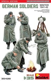 MiniArt | 35428 | German Soldiers Winter 1941-42 | 1:35