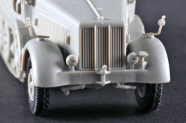 Trumpeter | 07403 | Sd.Kfz 8 Schwerer Zugkraftwagen 12t | 1:72