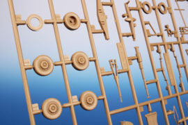 Special Armour | SA72028 | German WWII V-4 Rocket with Launcher | 1:72