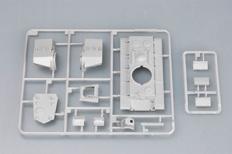 Trumpeter | 07236 | Russian KV-2 "big turret" tank | 1:72