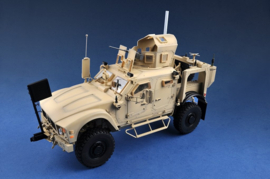 Trumpeter | 07413 | US M1240 M-ATV MRAP | 1:72