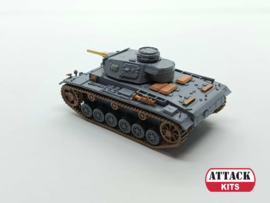 Attack | 72975 | Pz.Kpfw. III Ausf.J (L/42) DAK | 1:72