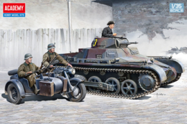 Academy | 13556 | German Panzer I Ausf. B & Motorcycle | 1:35