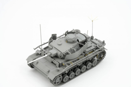 Border Model | BT-048 | Pz.Bef.Wg.III Ausf.K w/Schürzen | 1:35