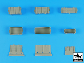 Black Dog | T16001 | Wooden Boxes Accessories Set | 1:16