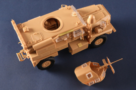 HobbyBoss | 80156 | COUGAR 4X4 MRAP | 1:35