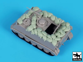 Black Dog | T72198 | US M113 A2 Accessories Set | 1:72
