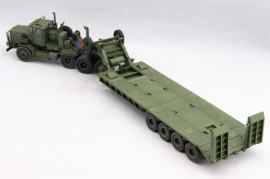 HobbyBoss | 85524 | M911 C-HET w/ Talbert 64T Trailer | 1:35