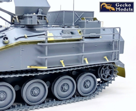 Gecko | 35GM0056 | Ukrainian FV103 CVR(T) Spartan APC with- HMG Gun Turret | 1:35