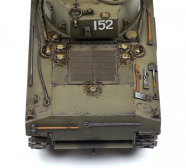 Zvezda | 3702 | M4A2 Sherman | 1:35