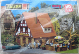 Faller, 130314