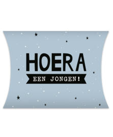 XL Hoera een jongen  32 X 8 X 26 cm