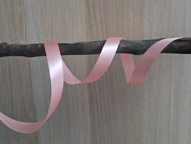 5 Meter satijnen lint Licht Roze 15 MM