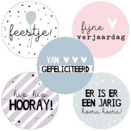 Stickerset verjaardag - pastel - 4cm -5 stuks