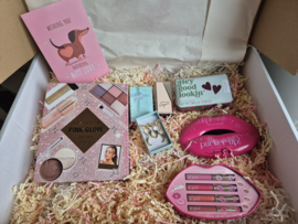 Make up girl