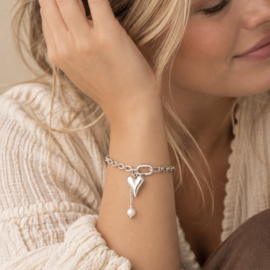YOU |  Lovely Pearl Bracelet